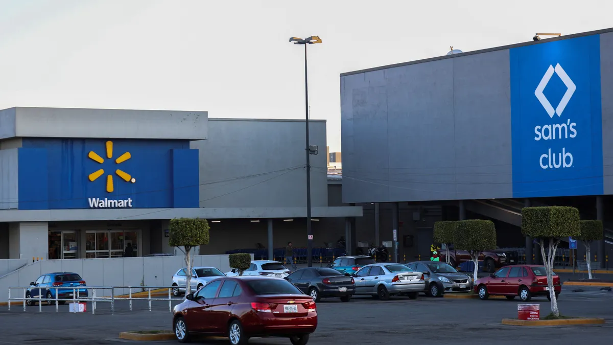 91404750007-20250130-t-192957-z-1634389313-rc-2-fkca-21-a-9-a-rtrmadp-3-mexicowalmart