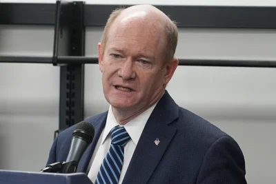 Sen. Chris Coons injured after multi-vehicle crash in Delaware