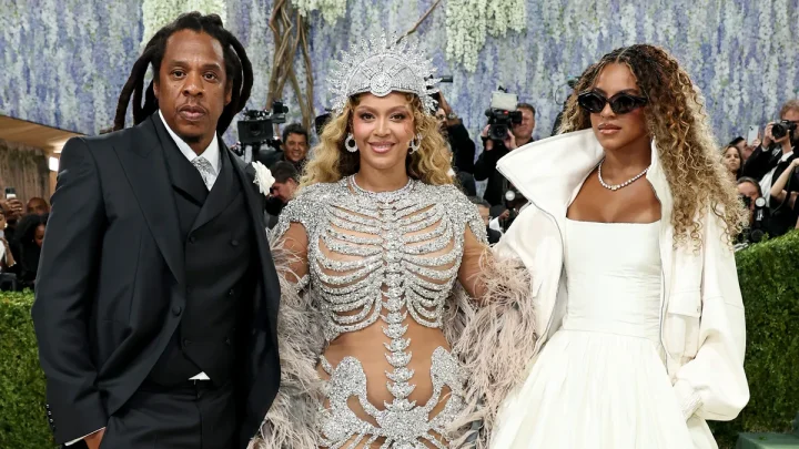 Beyoncé reveals new details about Jay-Z’s locs, hair transformation