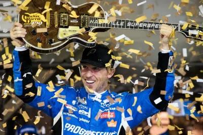 Denny Hamlin wins NASCAR race in Nashville, celebrates with bow for Kyle Busch