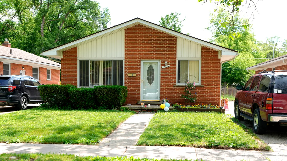 90491206007-livonia-shooting-061026-es-01