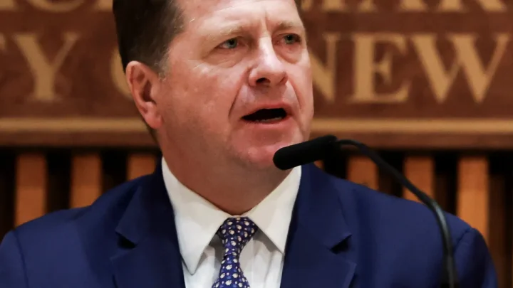 Trump taps prosecutor Jay Clayton as intelligence director. What to know