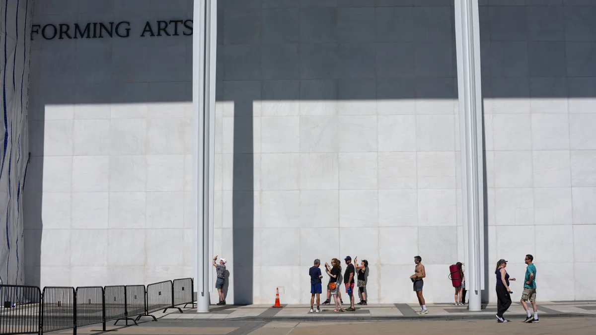 90539964007-20260613-t-153042-z-1825215678-rc-22-tla-6-wk-3-h-rtrmadp-3-usatrumpkennedycenter