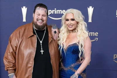 Bunnie Xo says she and Jelly Roll will still have a baby after divorce