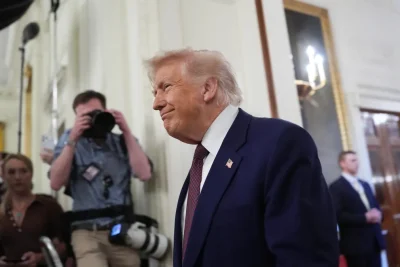 Trump to spend weekend at Camp David with Iran negotiations on hold