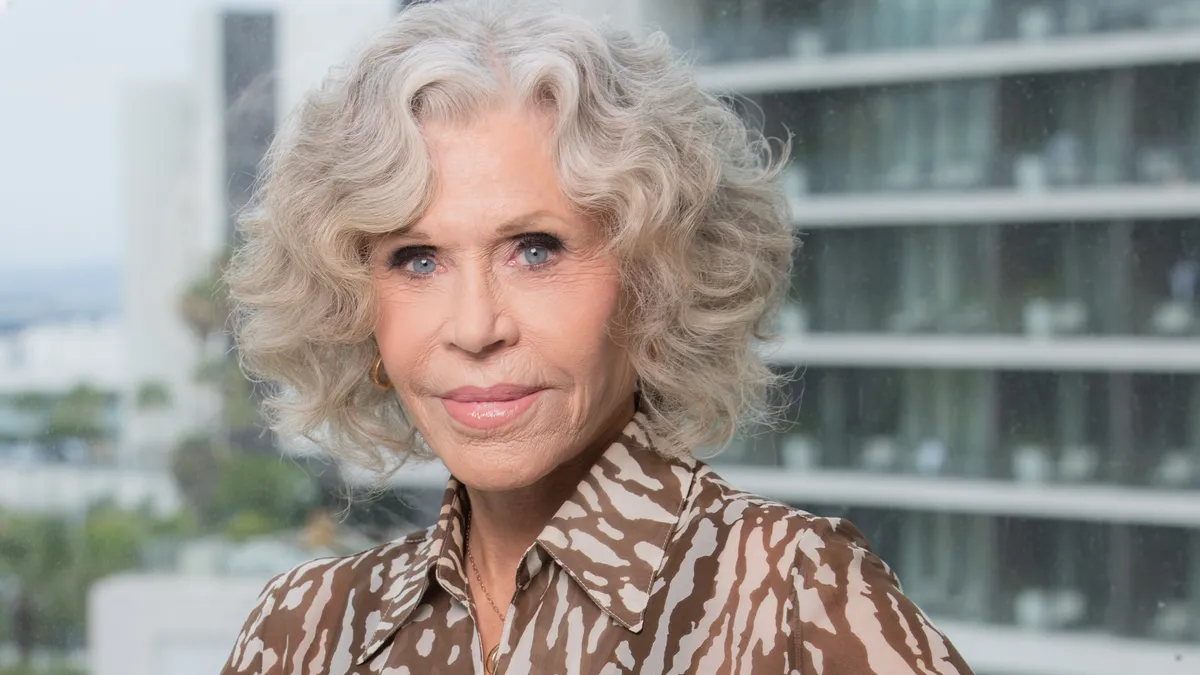 90651167007-xxx-jane-fonda-gaslit-12-dcb
