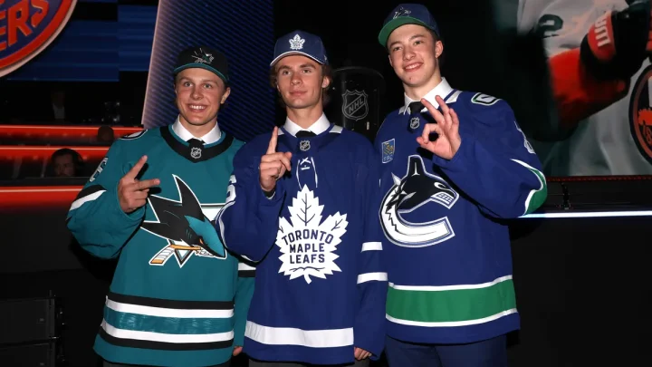 NHL draft tracker: Gavin McKenna No. 1; scouting reports on all 32 first round picks