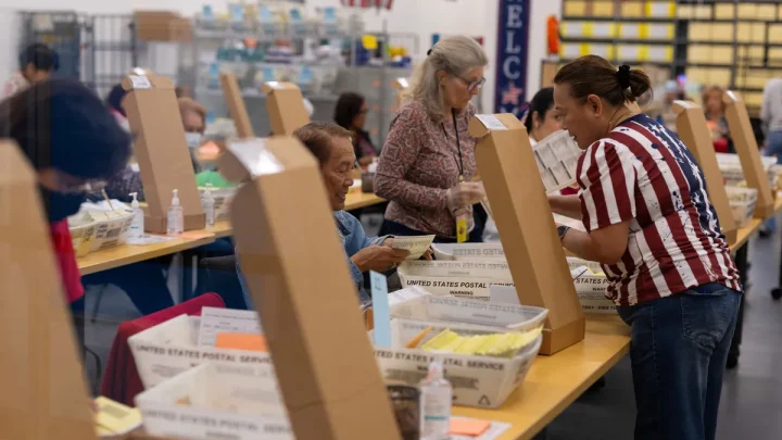 Appeals court blocks Trump order on mail-in ballots ahead of midterms