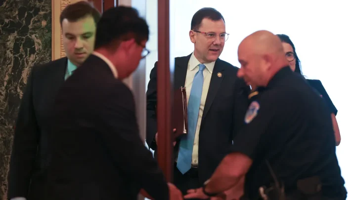 GOP lawmaker says depression diagnosis, hospitalization caused 4-month absence
