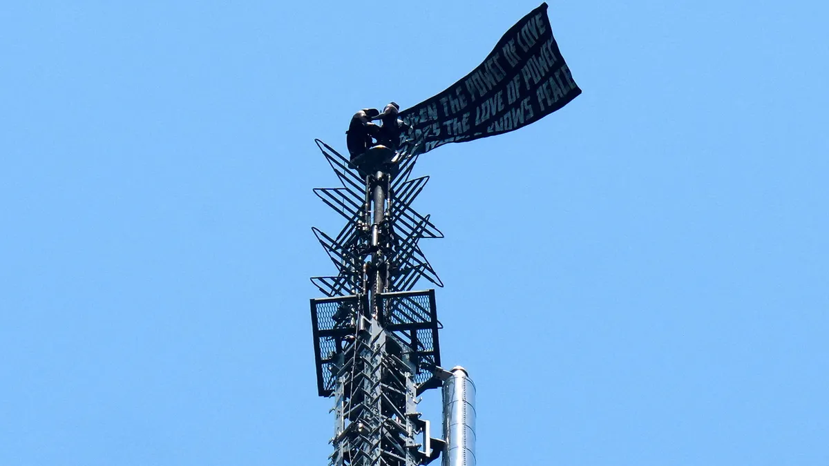 90769877007-20260701-t-165521-z-1129477381-rc-245-mag-8-kqk-rtrmadp-3-newyorkempireprotest