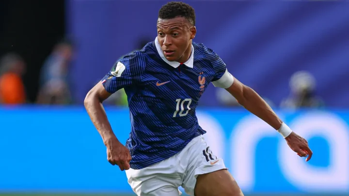 World Cup live scores and games today: Round of 16 kicks off with Mbappe and more in action