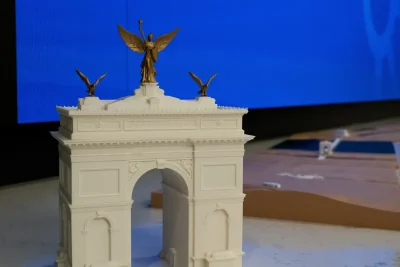 Trump’s 250-foot DC arch clears key hurdle to move closer to reality