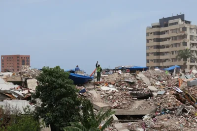 Death toll in Venezuela earthquakes passes 5,000 as searching continues
