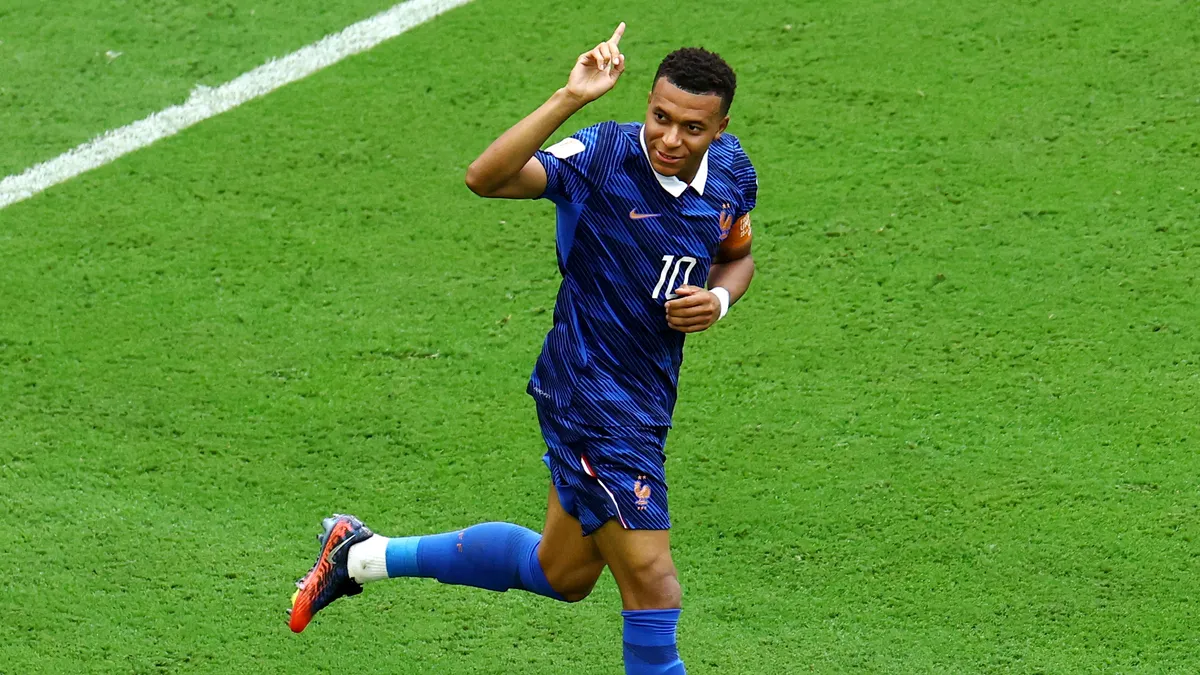 90969122007-mbappegoalengland