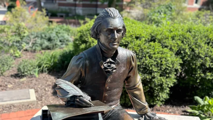 New White House Rose Garden statue created by Trump sculptor