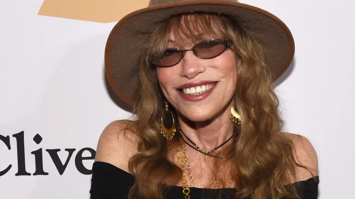 Carly Simon shares Parkinson’s diagnosis after skin cancer surgery. Is the combination common?