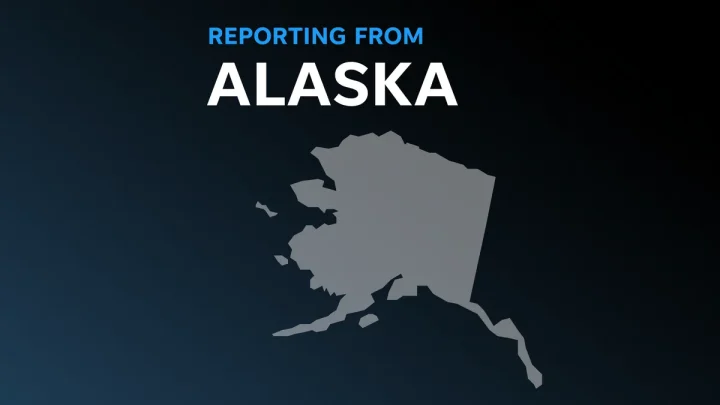 Small plane carrying 8 people crashes in western Alaska
