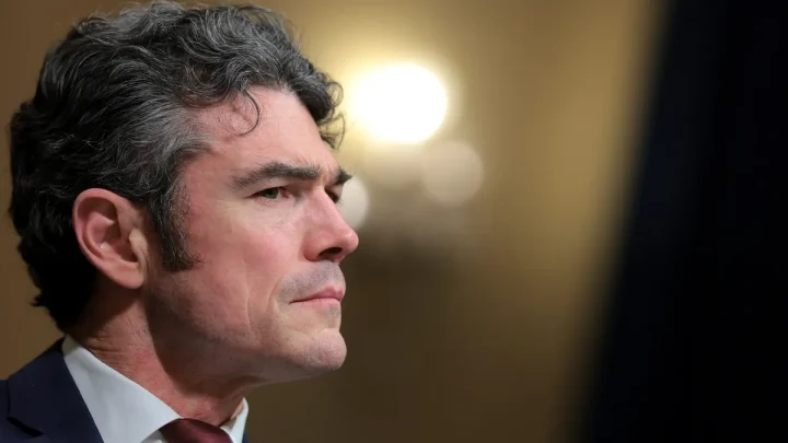 MAGA dissidents plot next move after splitting from Trump on Iran