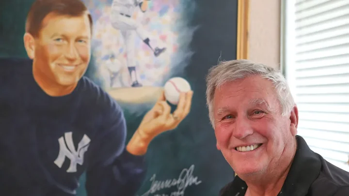 Tommy John, All-Star pitcher whose pioneering surgery changed baseball, dies at 83