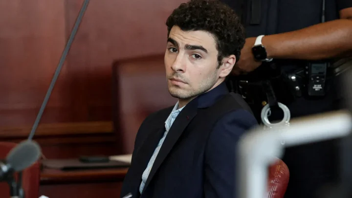 Luigi Mangione state murder trial postponed amid double jeopardy claim