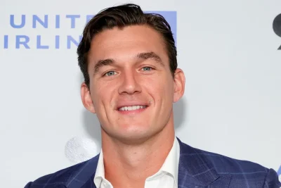 ‘Bachelorette’ alum Tyler Cameron announces engagement to Tate Madden