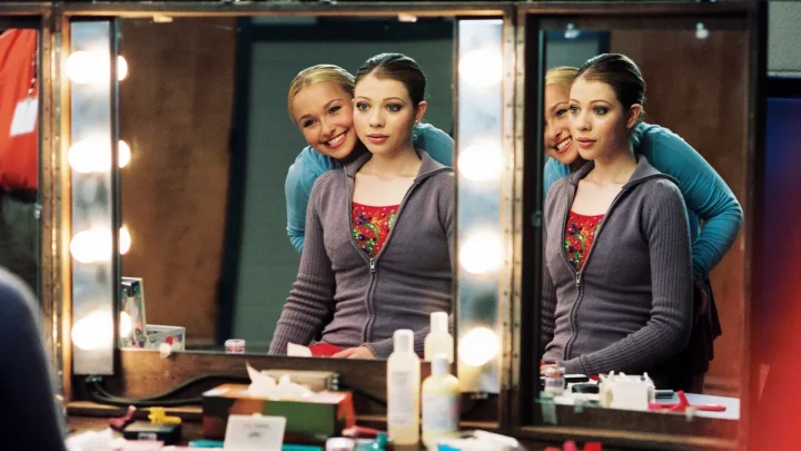 Hayden Panettiere’s death comes a year after costar Michelle Trachtenberg