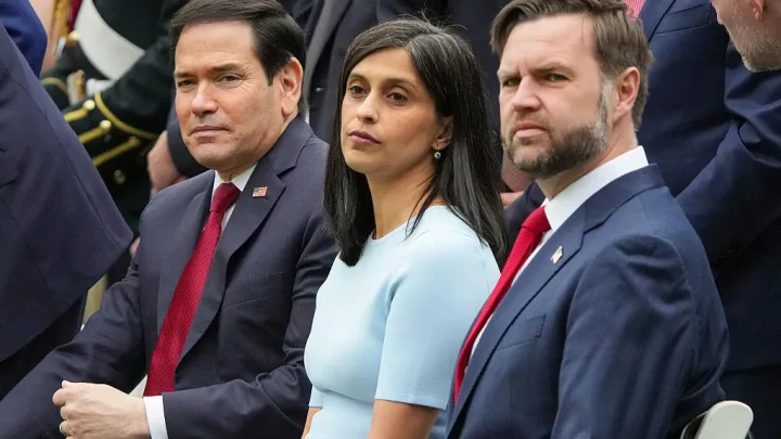 Early 2028 poll shows clear Democratic, GOP leaders