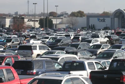 Shopping malls are charging for prime parking. It’s not going well