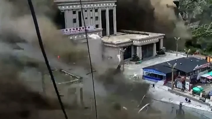 Videos show scope of devastating Nepal landslide