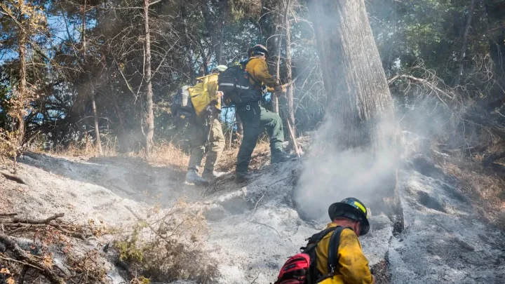 Blown tire sparked the 90,000-acre Ross Fire in North Texas