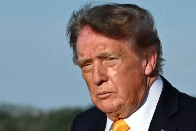 Trump’s apparent hair color change sparks buzz on social media
