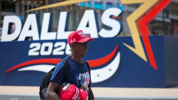 Republicans descend on Dallas in search of jolt at midterm convention