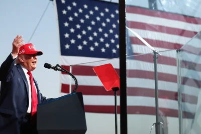 Republicans jump ship as Trump’s anchor weighs heavy on party
