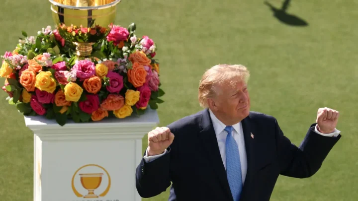 Trump gets credit for U.S. Presidents Cup win at trophy ceremony